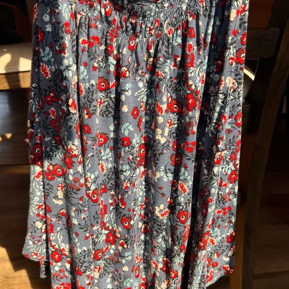 Maurice’s flowered  tank - Picture 3 of 3